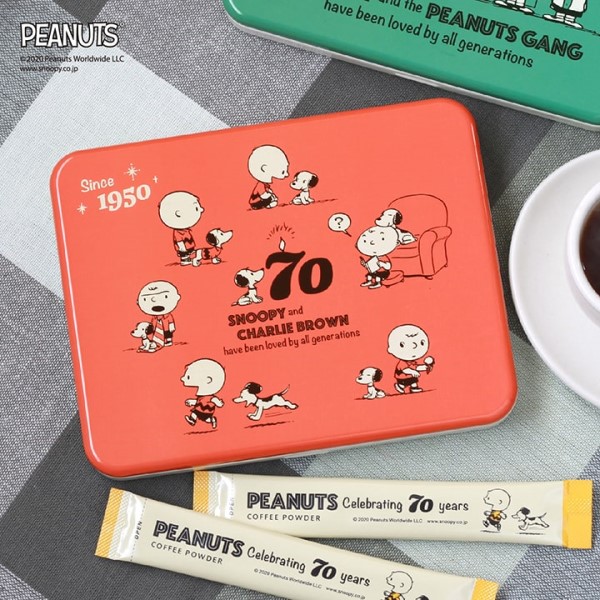 「ピーナッツ」生誕70周年記念の缶ケース入りコーヒーが登場！