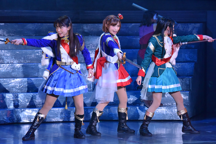 舞台『少女☆歌劇 レヴュースタァライト』再演、キャスト躍動！ アニメ