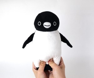 「Suicaのペンギン」ぱたぱた羽ばたく姿がかわいいぬいぐるみが新登場！