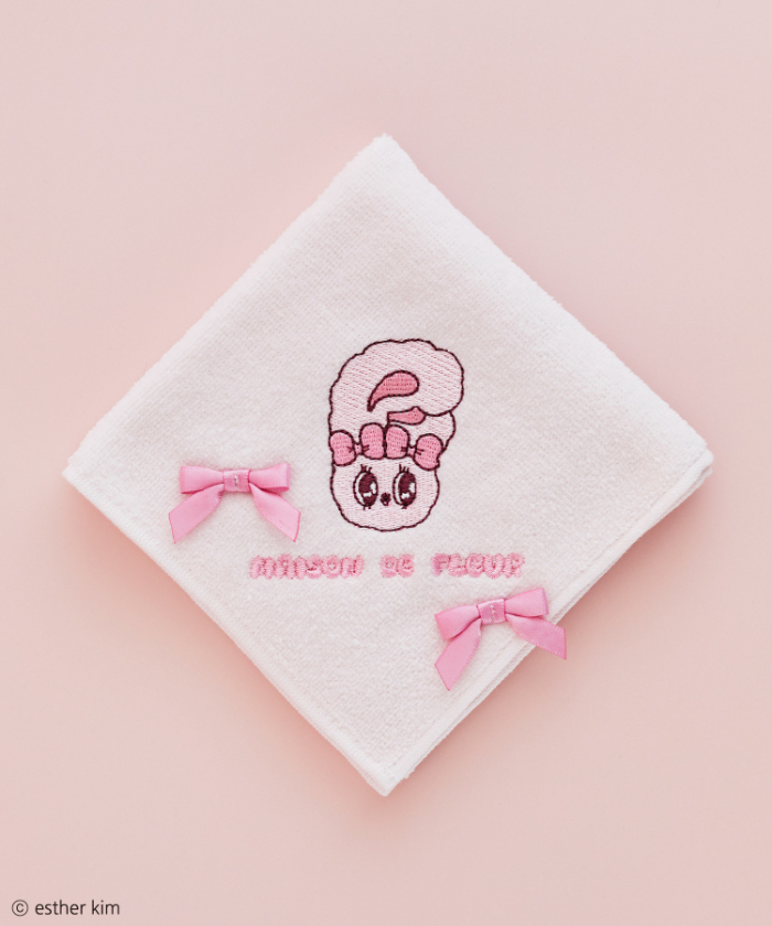 Esther Bunnyタオルハンカチ<br>カラー：Pink<br>価格：￥1,870