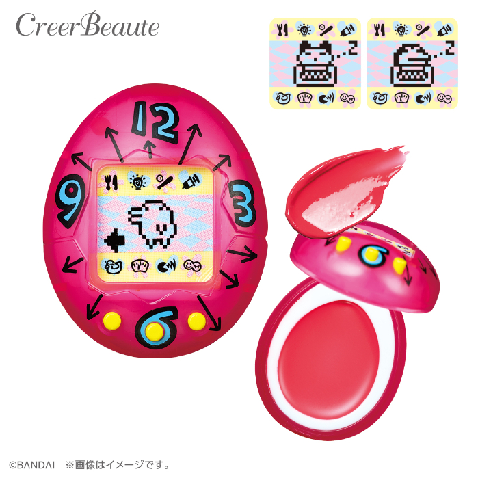 初代たまごっち　透明ピンク（カラー・リッチレッド）<br>画面のたまごっち：くちぱっち、付属シールのたまごっち：まめっち、ぎんじろっち