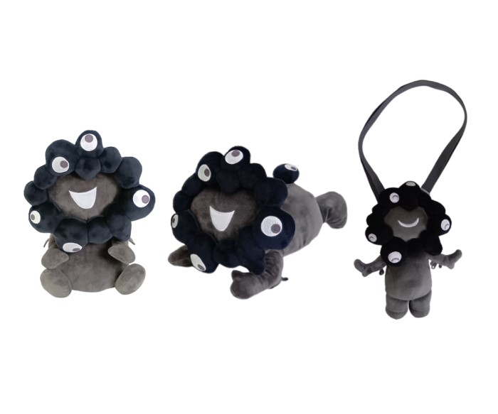 黒ミャクミャクの新商品「お手玉風ぬいぐるみ／這型ぬいぐるみ／全身ぬいぐるみポーチ」が登場！