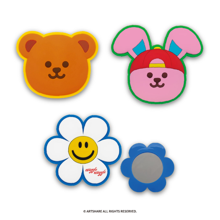 wigglewiggle　ラバーミラー　全3種<br>たて約8.3cm×よこ約9cm×厚み約1cm