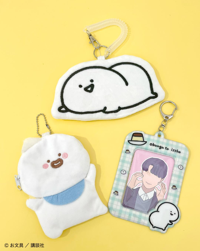 ダイカットポーチ、ダイカットパスケース、カードホルダー／各390円（税込429円）