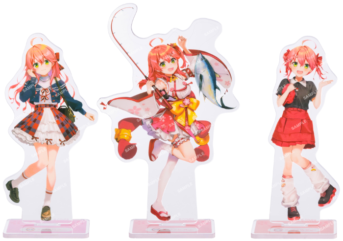 さくらみこコラボ限定アクリルスタンド付き ソフトドリンク<br>価格：税込1,400円～<br>販売期間：2025年11月26日（水）～コラボ限定アクリルスタンドの手配総数14万個分が完売次第終了。<br>コラボ限定アクリルスタンド（全3種）イメージ