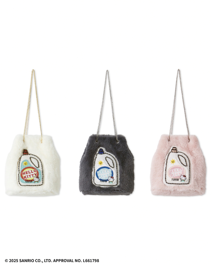 HELLO KITTYエコファーショルダーバッグ<br>価格：￥24,200<br>カラー：IVR,CGRY,PNK