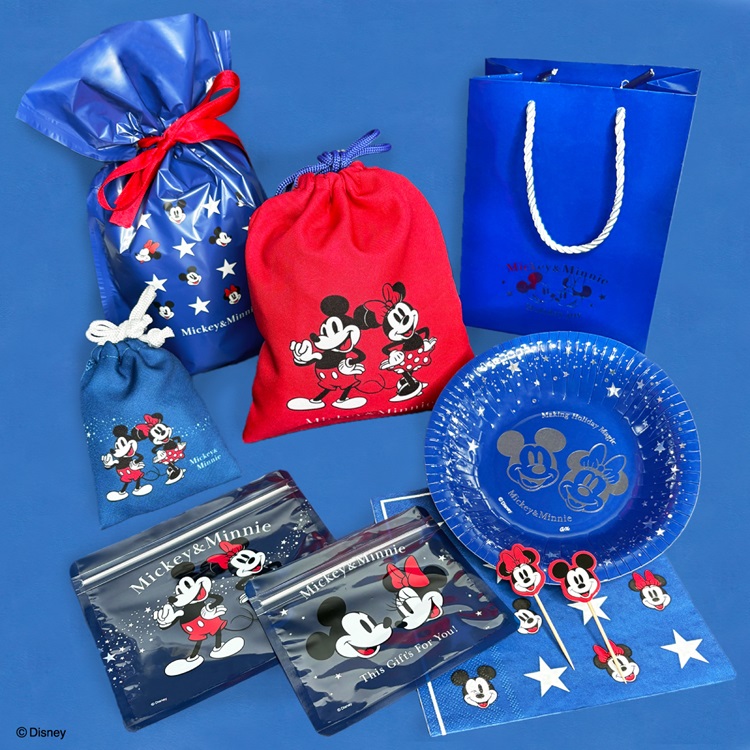 ディズニー『ウィンターホリデーシリーズ』がキャンドゥに登場！ミッキー＆ミニーがネイビーとシルバーのデザインに