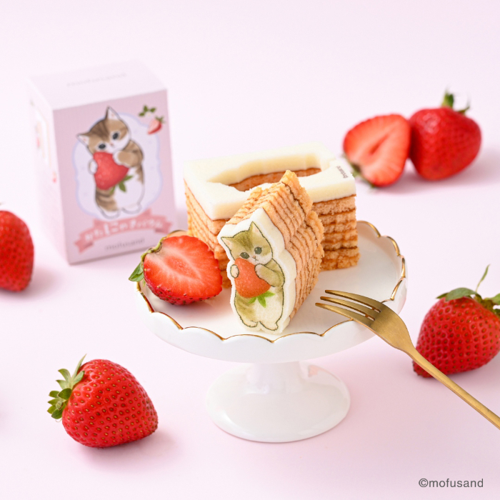 mofusand　かたにゃきバウム　いちご