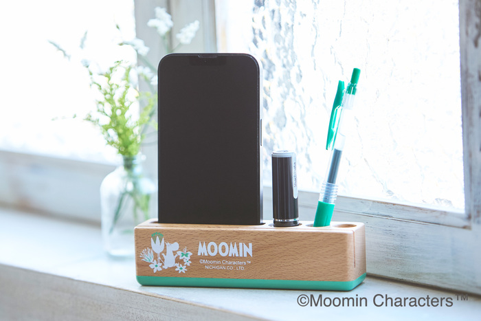 ムーミン デスクスタンド<br>価格：1,980円（税込）